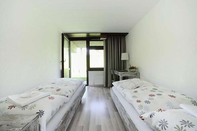 Imagen de la habitación del Hotel Centre de Sornetan. Foto 19