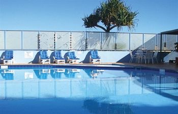 Imagen de la piscina del Hotel Centrepoint Holiday Apartments. Foto 15