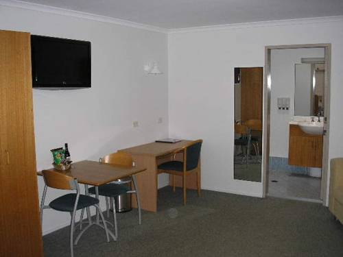 Imagen de la habitación del Hotel Centrepoint Motor Inn. Foto 2