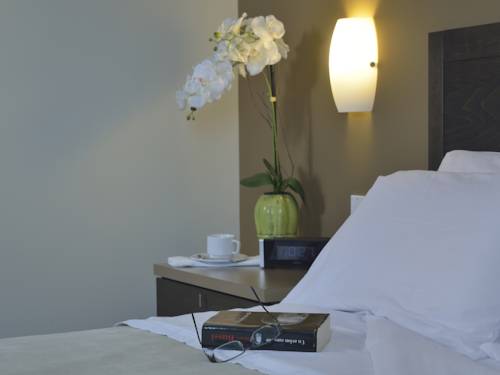 Imagen de la habitación del Hotel Centre-ville. Foto 9