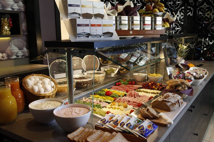 Imagen del bar/restaurante del Hotel Centro Ayun. Foto 3