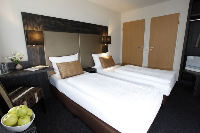 Imagen de la habitación del Hotel Centro Ayun. Foto 14