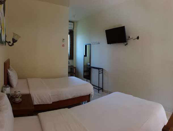 Imagen de la habitación del Hotel Centro Bajo. Foto 7