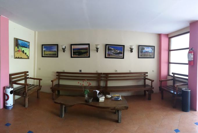 Imagen de los interiores del Hotel Centro Bajo. Foto 19