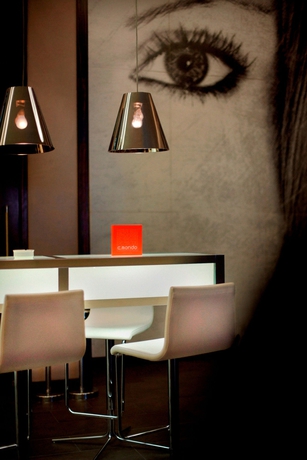 Imagen del bar/restaurante del Hotel Centro Barsha. Foto 5