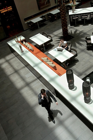 Imagen de los interiores del Hotel Centro Barsha. Foto 14