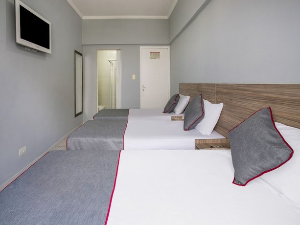 Imagen de la habitación del Hotel Centro Bras. Foto 11