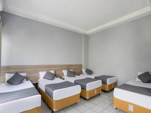 Imagen de la habitación del Hotel Centro Bras. Foto 13