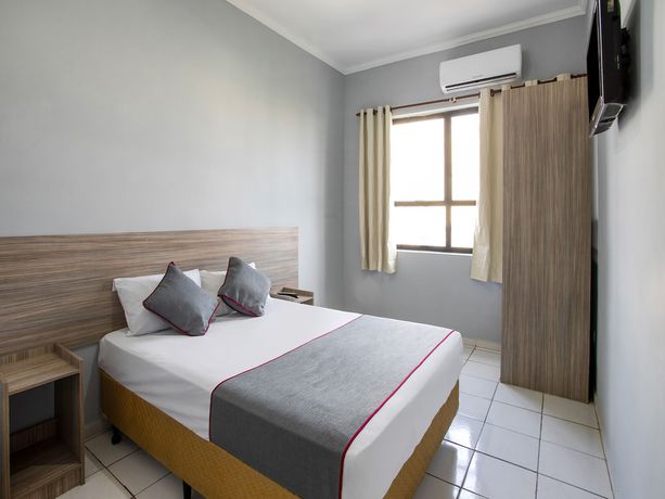 Imagen de la habitación del Hotel Centro Bras. Foto 15