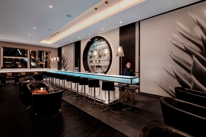 Imagen del bar/restaurante del Hotel Centro Capital Doha By Rotana. Foto 3