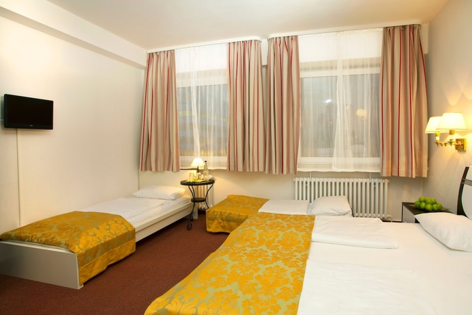 Imagen de la habitación del Hotel Centro City Gate. Foto 7