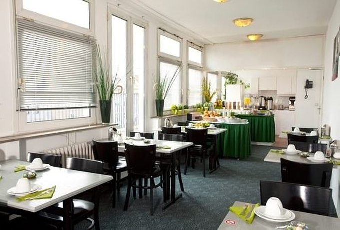 Imagen del bar/restaurante del Hotel Centro City Gate. Foto 5