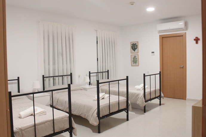 Imagen de la habitación del Hotel Centro Cristo Rey. Foto 10