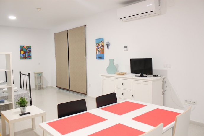 Imagen de la habitación del Hotel Centro Cristo Rey. Foto 12