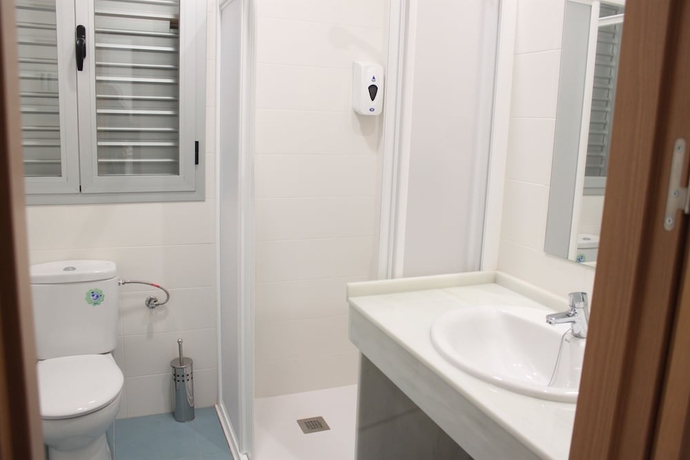 Imagen de la habitación del Hotel Centro Cristo Rey. Foto 16