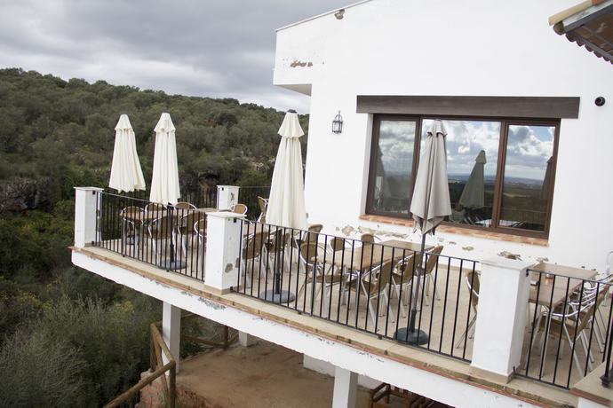 Imagen del bar/restaurante del Hotel Centro De Naturaleza Cañada Verde. Foto 5