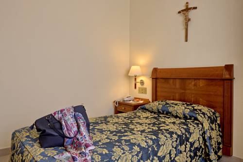 Imagen de la habitación del Hotel Centro Di Spiritualità Padre Pio. Foto 8