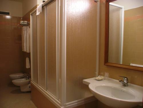 Imagen de la habitación del Hotel Centro Di Spiritualità Padre Pio. Foto 16