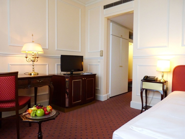 Imagen de la habitación del Hotel Centro Hotel Bristol. Foto 5