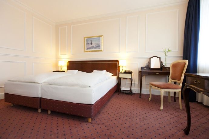 Imagen de la habitación del Hotel Centro Hotel Bristol. Foto 10