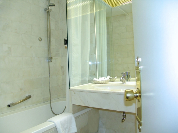 Imagen de la habitación del Hotel Centro Hotel Bristol. Foto 12