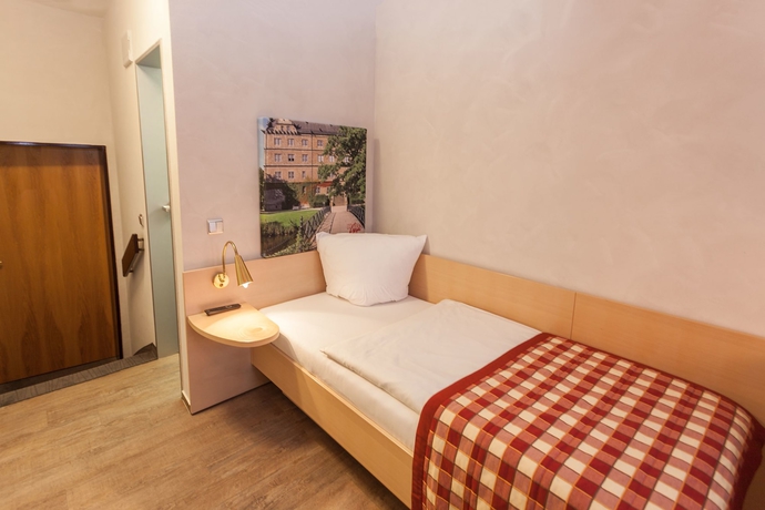 Imagen de la habitación del Hotel Centro Hotel Goya Wolfsburg, Trademark Collection by Wyndham. Foto 9