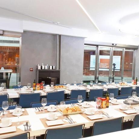 Imagen de los interiores del Hotel Centro Los Braseros. Foto 6