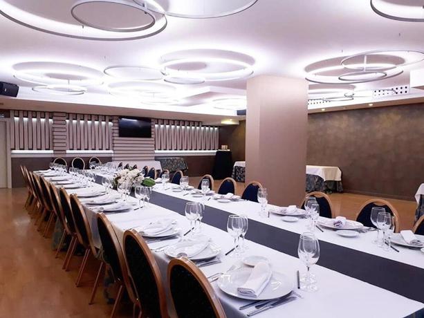 Imagen de los interiores del Hotel Centro Los Braseros. Foto 8