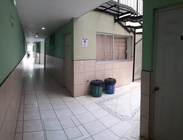 Imagen de los interiores del Hotel Centro M&eacute;dico. Foto 13