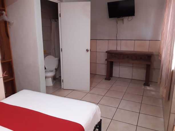 Imagen de la habitación del Hotel Centro M&eacute;dico. Foto 5