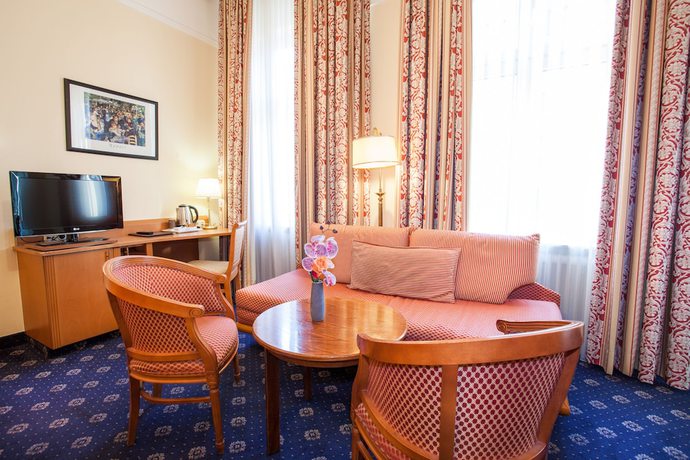 Imagen de la habitación del Hotel Centro National Frankfurt, Trademark Collection by Wyndham. Foto 10