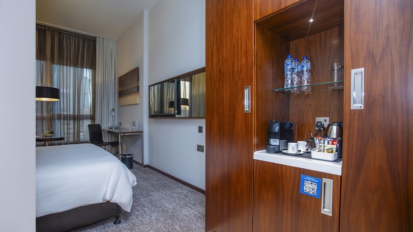 Imagen de la habitación del Hotel Centro Olaya. Foto 10