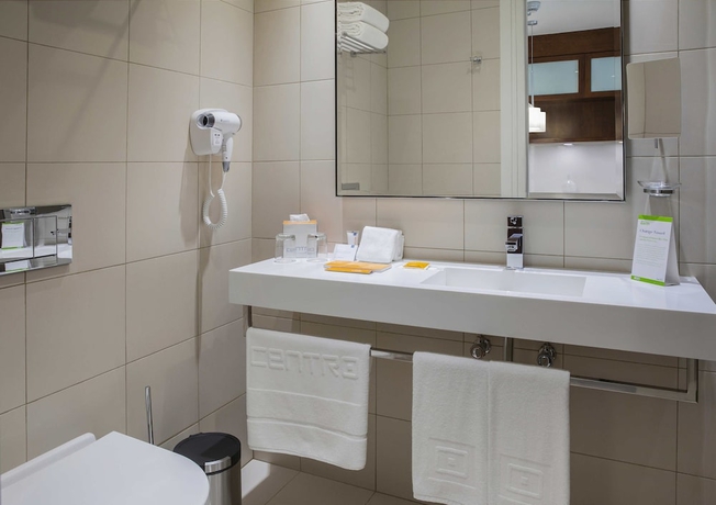 Imagen de la habitación del Hotel Centro Olaya. Foto 11