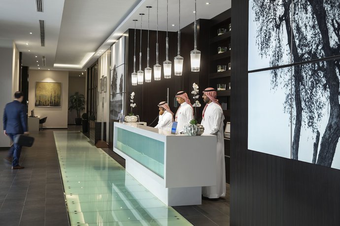 Imagen de los interiores del Hotel Centro Salama Jeddah by Rotana. Foto 17