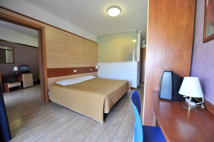 Imagen de la habitación del Hotel Centro Turistico Gardesano. Foto 2