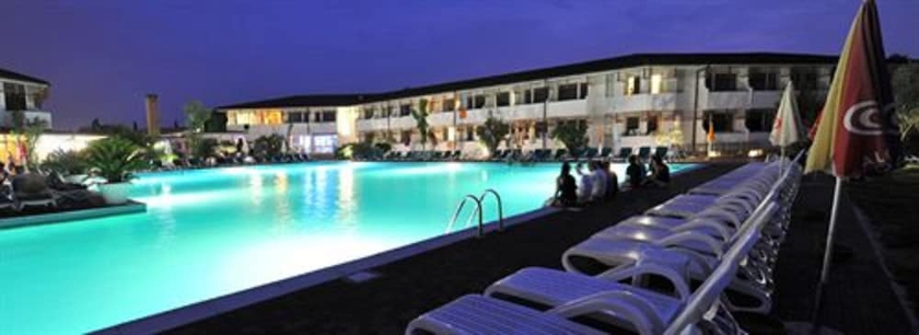 Imagen de la piscina del Hotel Centro Turistico Gardesano. Foto 15