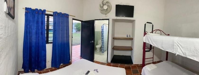 Imagen de la habitación del Hotel Centro Vacacional El Palmar. Foto 8