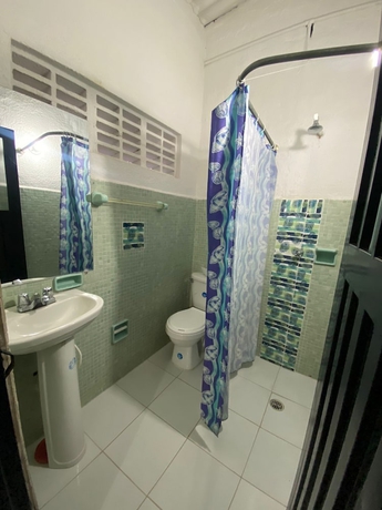 Imagen de la habitación del Hotel Centro Vacacional El Palmar. Foto 17