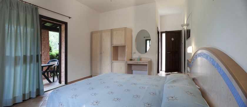 Imagen de la habitación del Hotel Centro Vacanza Isuledda. Foto 9