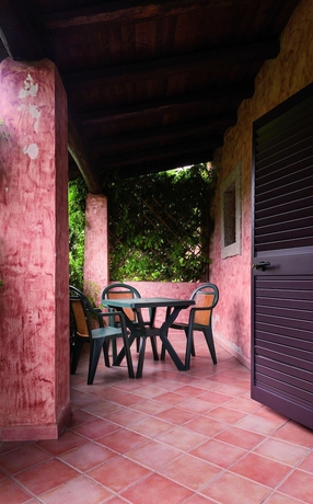 Imagen de la habitación del Hotel Centro Vacanza Isuledda. Foto 11