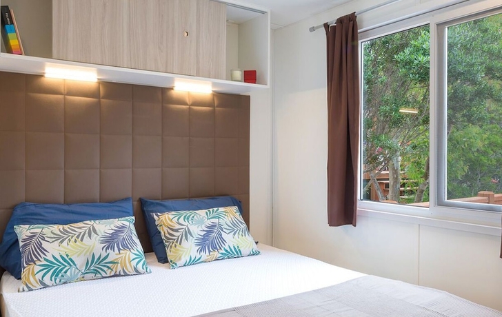 Imagen de la habitación del Hotel Centro Vacanza Isuledda. Foto 17