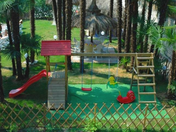 Imagen general del Hotel Centro Vacanze Canarino. Foto 1