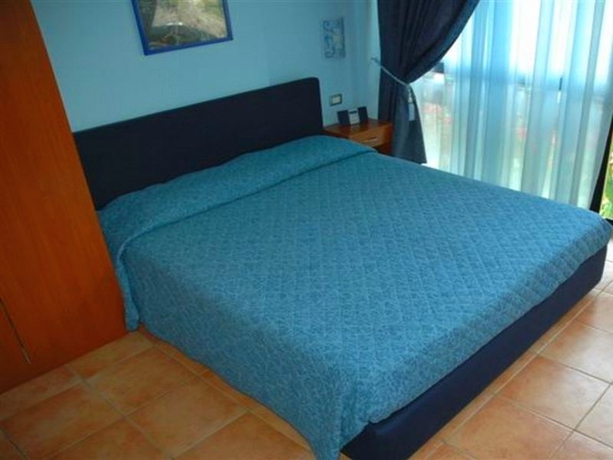 Imagen general del Hotel Centro Vacanze Canarino. Foto 2