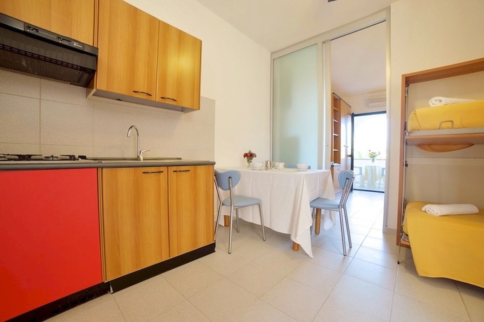 Imagen de la habitación del Hotel Centro Vacanze Poker. Foto 3