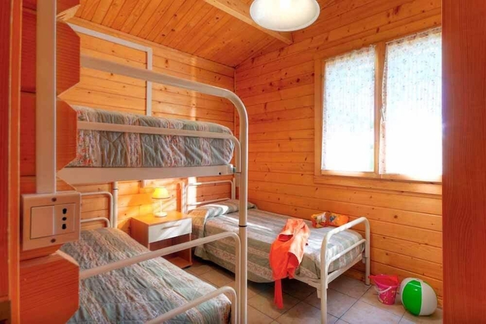 Imagen de la habitación del Hotel Centro Vacanze Verde Azzurro. Foto 9