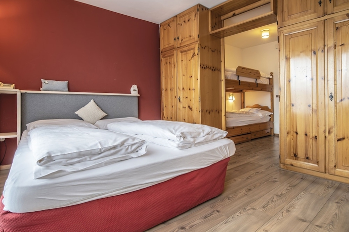 Imagen de la habitación del Hotel Centro Vacanze Veronza Clubresidence. Foto 7