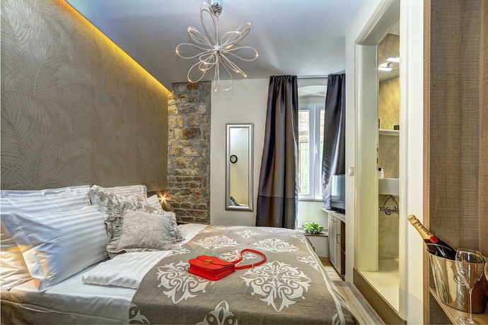 Imagen de la habitación del Hotel Centro di Centri Rooms. Foto 9