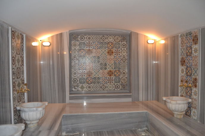 Imagen de los exteriores del Hotel Centrum Business, Adana. Foto 12