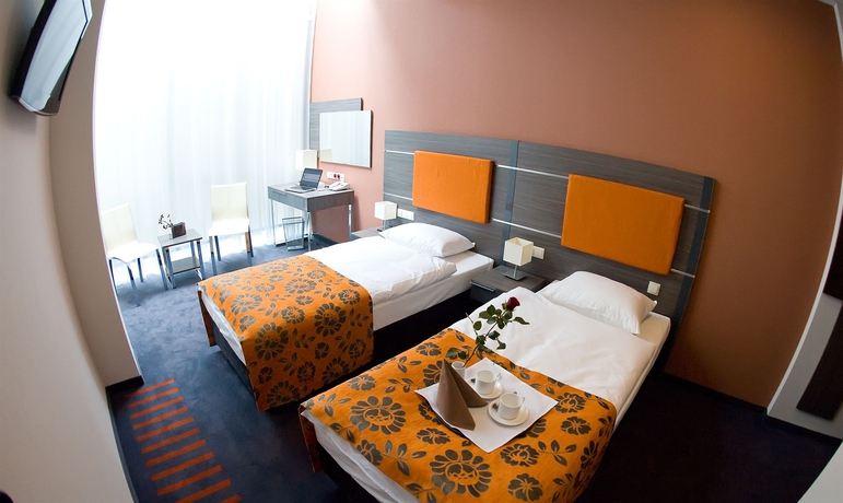 Imagen de la habitación del Hotel Centrum Business. Foto 2