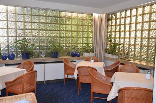 Imagen general del Hotel Centrum Commerz Am Bhf Hamburg Altona. Foto 3